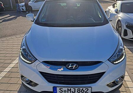 Hyundai Tucson blue 1.6 GDi 2WD Intro Edition