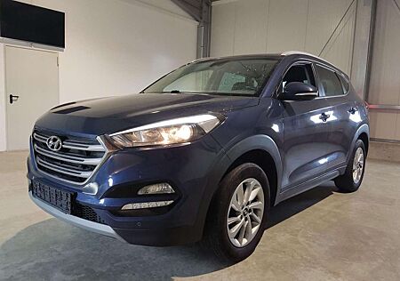 Hyundai Tucson 1.6 GDI 132 PS Navi-Tempomat-Klimaautomatik-4xS...