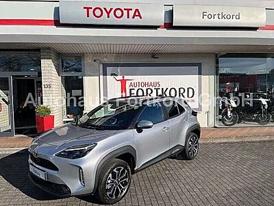 Toyota Yaris Cross Style 'Teamplayer' 1.5 Hybrid - Navi, LED, SZ, LH,