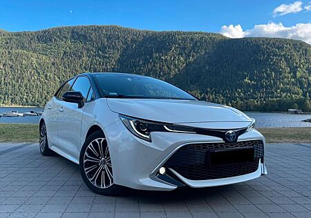 Toyota Corolla 1.8 Hybrid Exclusive