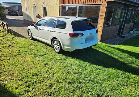 VW Passat Variant Volkswagen 2.0 TDI SCR DSG Business
