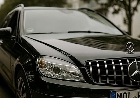 Mercedes-Benz C 200 CDI DPF BlueEFFICIENCY