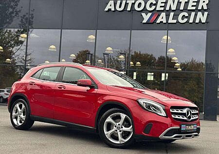 Mercedes-Benz GLA 180 Style Aut. S-HE/NAVI/LED/AHK/18LM/LEDER