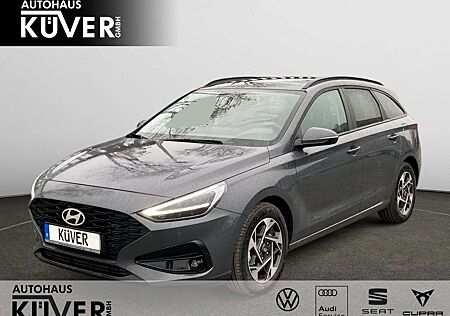 Hyundai i30 Family Kombi 1.0 T-GDi DCT Navi+ACC+Shzg+PDC