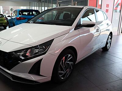 Hyundai i20 1.0 Trend Navi SHZ Alu R-Cam T-Mat