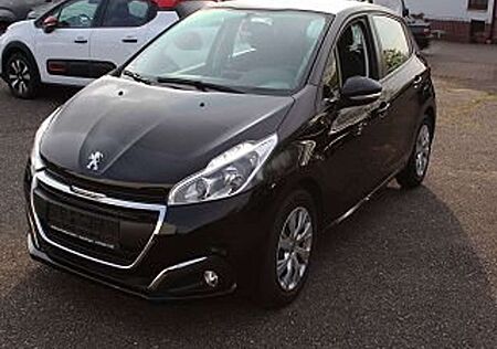 Peugeot 208 Active Klima Allwetterreifen Einparkhilfe hinten