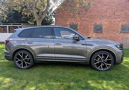 VW Touareg Volkswagen 3.0 V6 TDI 4Motion DPF Aut. R-Line