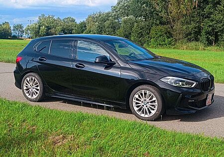 BMW 118 Baureihe 1 Lim. i M Sport Head-Up Displ
