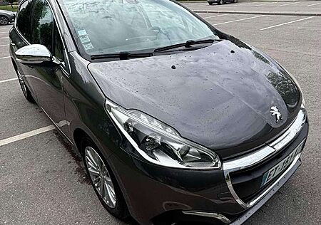 Peugeot 208 Allure