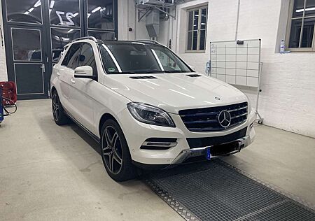 Mercedes-Benz ML 350 BlueTEC 4MATIC 7G-TRONIC