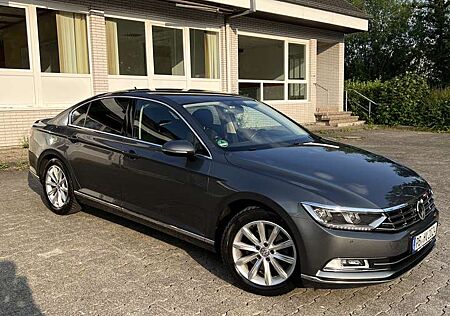 VW Passat Volkswagen 2.0 TDI (BlueMotion Technology) DSG Comfortline