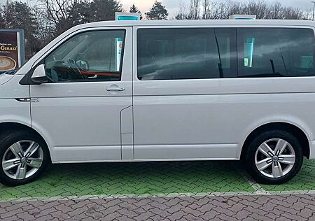 VW T6 Multivan Volkswagen , AHK, Standhz, WoMo-Zulass, Ganzjarfn