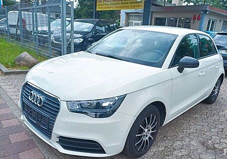 Audi A1 Sportback Attraction/ TÜV NEU