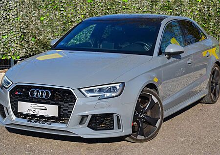 Audi RS3 Lim. 2.5 TFSI quattro*CAM*PANO*B&O*VIRTUAL*