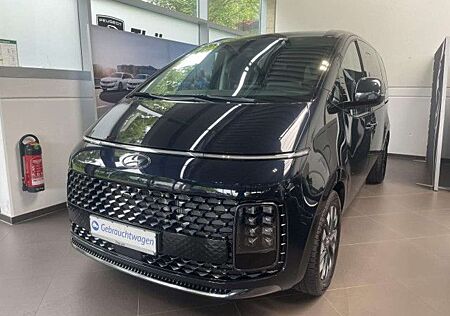Hyundai Staria 7-Sitzer 2.2 4WD SIGNATURE / SHZ / SKL / R-