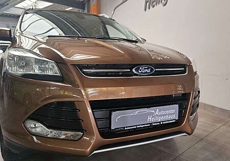 Ford Kuga Titanium Autom. Navi Tempo Scheckheft 2.Hd