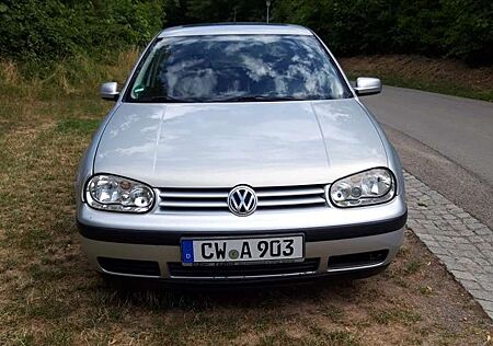 VW Golf Volkswagen 1.4