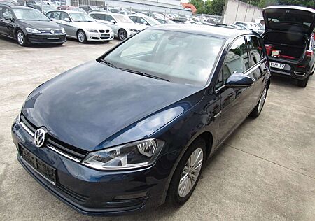 VW Golf Volkswagen VII Lim. Cup,ALU,KLIMA,SITZHEIZUNG.