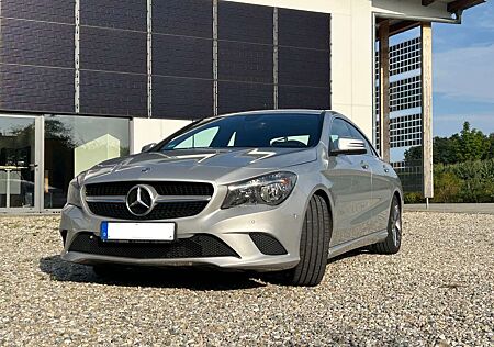 Mercedes-Benz CLA 200 7G-DCT Urban