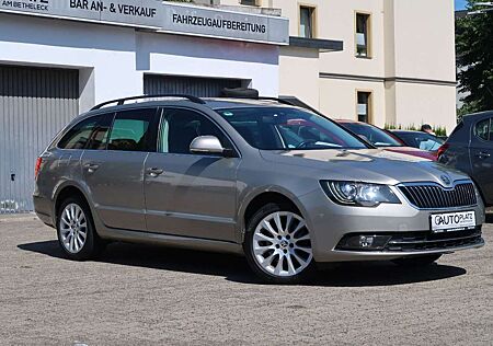 Skoda Superb Combi 1.8 Exclusive *NAVI *MEMORY *PDC