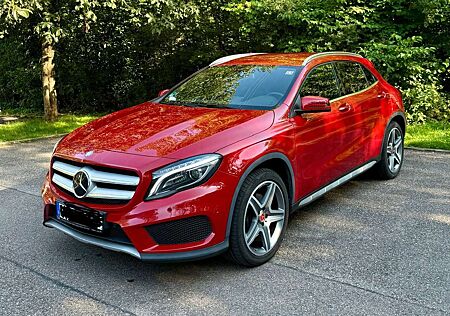 Mercedes-Benz GLA 250 GLA AMG Line