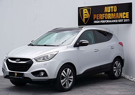 Hyundai ix35 Aut. AWD Xenon~Leder~Navi~PANO~4xSHZ~Kamera