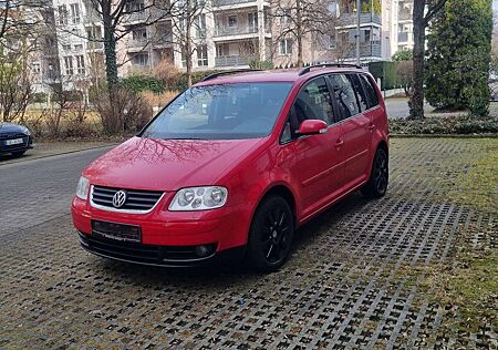 VW Touran Volkswagen 2.0 TDI Trendline