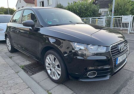 Audi A1 1.2 TFSI Sportback Attraction
