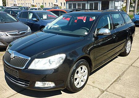 Skoda Octavia 1.4 TSi DSG Combi Ambiente DSG-Automatik!