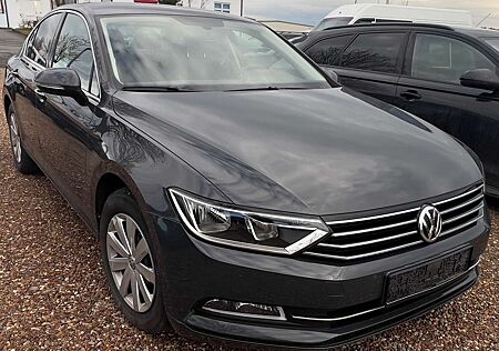 VW Passat Volkswagen Comfortline BMT/Start-Stopp/-Navi. PDC