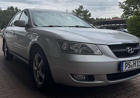 Hyundai Sonica