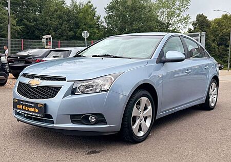 Chevrolet Cruze 1.8i Automatik+Tempomat+Klima+EU 5+TÜV neu