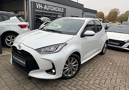 Toyota Yaris 1.5*APPLE&ANDROID+Head-up*Klimaat+R.KAMERA+Sitzhz