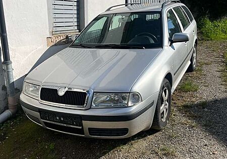 Skoda Octavia 2.0 Combi Advance