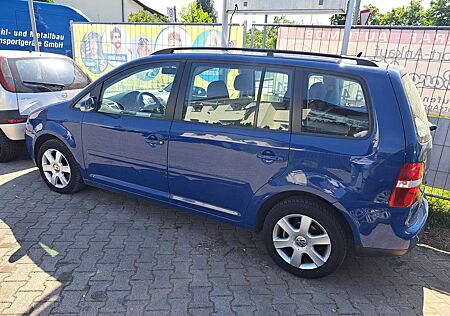 VW Touran Volkswagen * Automatik - Klimaanlage *