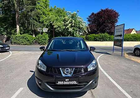 Nissan Qashqai Acenta 4X4 Navi Tempomat Rückfahrkamera