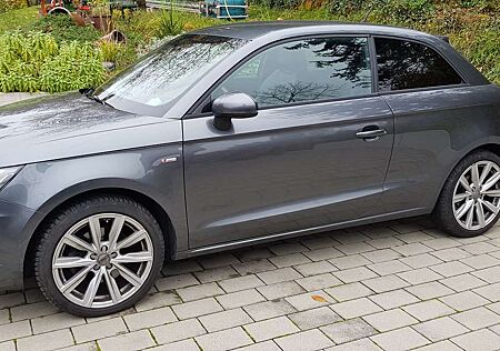 Audi A1 1.4 TFSI S line Sportpaket