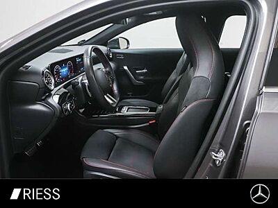 Mercedes-Benz A 220 d AMG Sport Navi LED Pano Keyless Kamera
