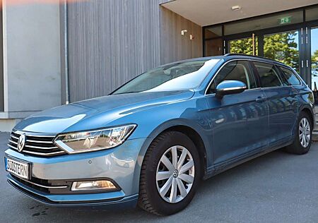 VW Passat Variant Volkswagen Comfortline /Navi/Schalter/PDC