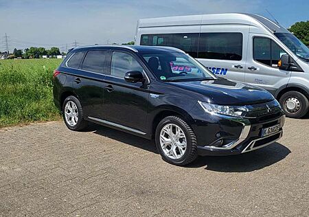 Mitsubishi Outlander PHEV Basis 4WD