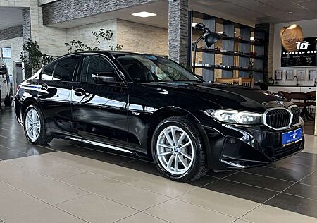 BMW 320 e Harman Kardon Curved Display LED PDC Navi