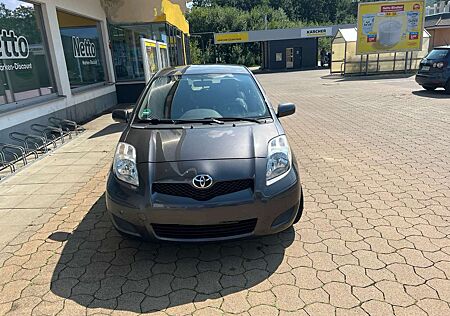 Toyota Yaris 1.33 VVT-i Executive