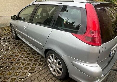Peugeot 206 Quiksilver