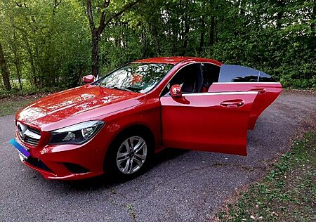 Mercedes-Benz CLA 180 Edition 1