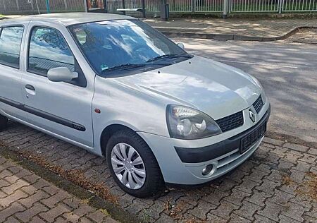 Renault Clio Privilege / TÜV bis 11/2025 / Neue Kupplung