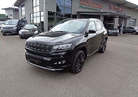 Jeep Compass Red Mild-Hybrid FWD