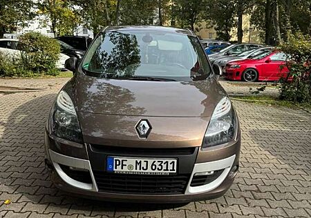 Renault Scenic TCe 130 Bose Edition