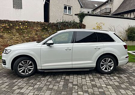 Audi Q7 3.0 TDI quattro tiptronic