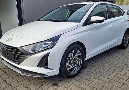Hyundai i20 Wave Wave*Navi*PDC*Cam*Shzg*Lhzg*16Zoll*VCockpi...