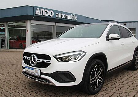 Mercedes-Benz GLA 200 LED/MBUX-Widescreen/Spurhalte/Pano/AHK